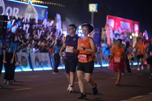 BIB: 200, 1225, 24883
                            <button type="button" onclick="openModal(20995626)" class="btn btn-primary btn-sm float-right btn-popup" data-toggle="modal" data-target=".modal-high-quality">
                        <i class="fas fa-shopping-cart"></i> Add to Cart
                    </button>
                                            <button type="button" onclick="isThisMe(20995626, true)" class="btn btn-success btn-sm float-right btn-popup btn-isme hidden" data-toggle="tooltip" data-placement="bottom" title="นี่คือรูปของคุณใช่ไหม คลิกที่นี่เพื่อเอาเข้าอัลบั้ม">
                        <i class="fas fa-plus"></i> Add to album
                    </button>
                    <button type="button" onclick="isThisMe(20995626, false)" class="btn btn-warning btn-sm float-right btn-popup btn-isnotme hidden">
                        <i class="fas fa-ban"></i> Remove from album
                    </button>